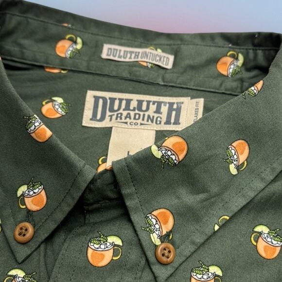 Duluth Trading Co Men's Large Green MINT JULIP UNTUCKED Button Down Shirt - Picture 3 of 3